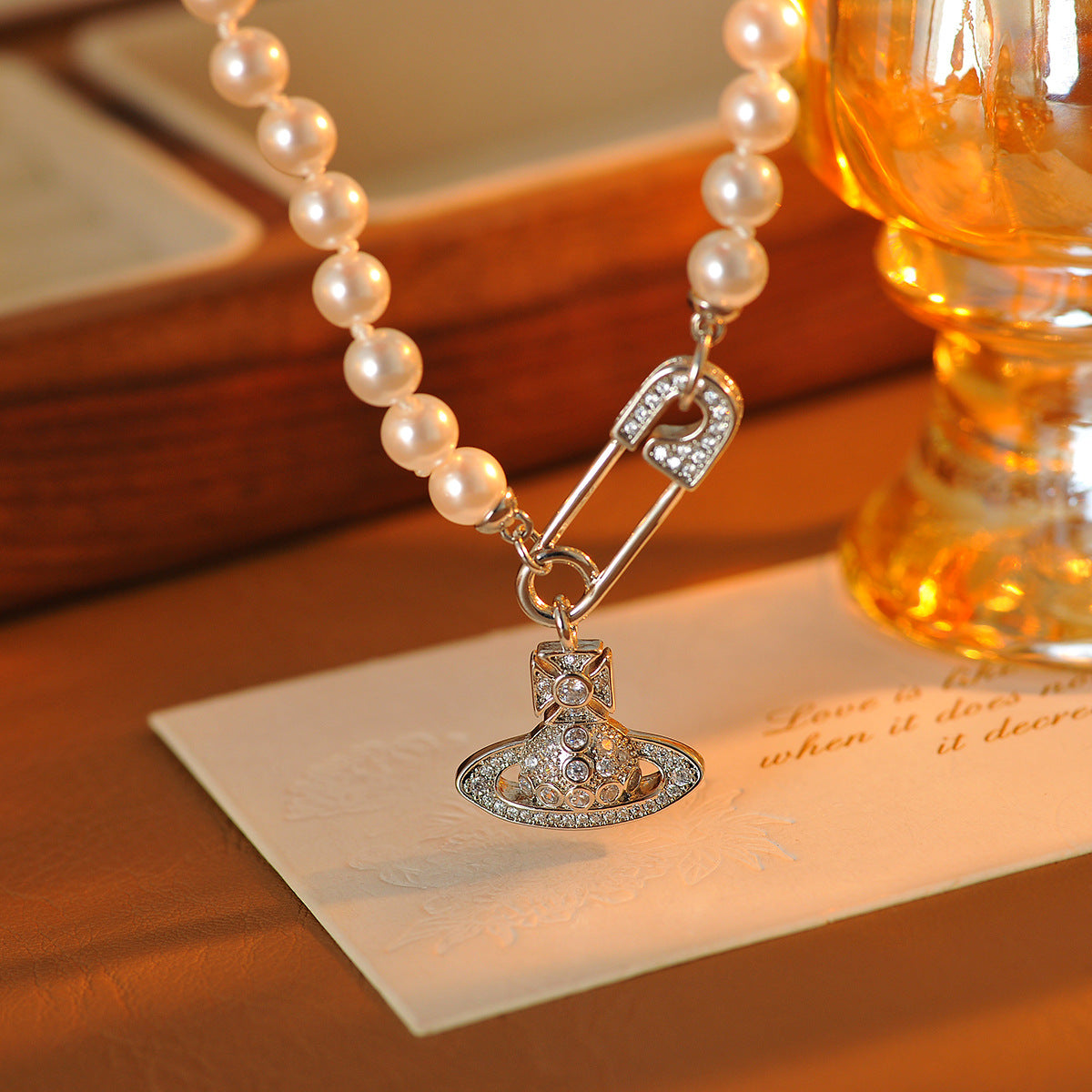 Light Luxury Niche High-End Zircon Saturn Pearl Necklace Autumn Winter Sweater Chain New Hot-Selling Choker