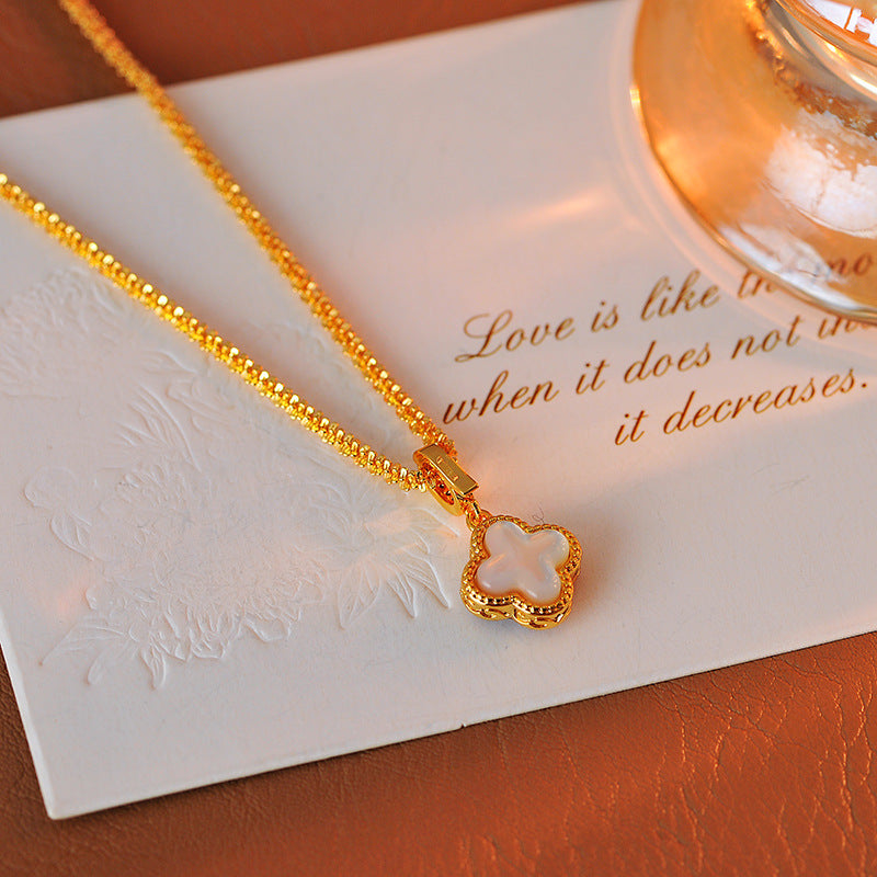 2025 New Red Double-Sided Natural Shell Four-Leaf Clover Necklace for Women Sweater Chain Elegant High-End Autumn Winter