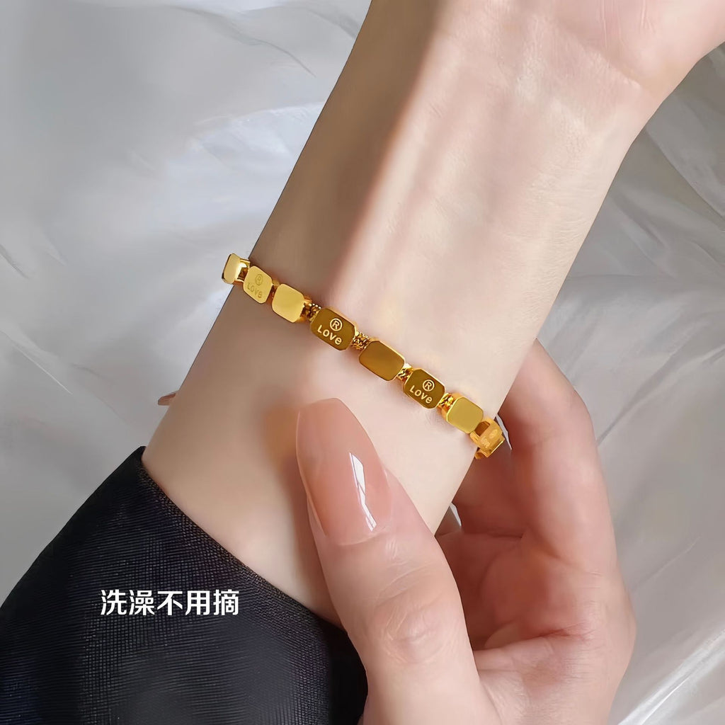 Minimalist Personality Design Small Square Snake Bone Chain Necklace for Women Ins Trend Light Luxury Niche Collarbone Chain Short Neck Chain