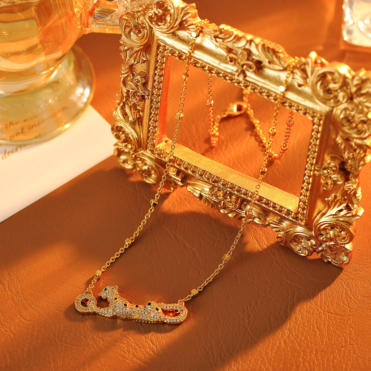 European and American Fashion Enamel Painted Lying Leopard Short Necklace Layered Full Diamond Small Leopard Collarbone Chain for Women