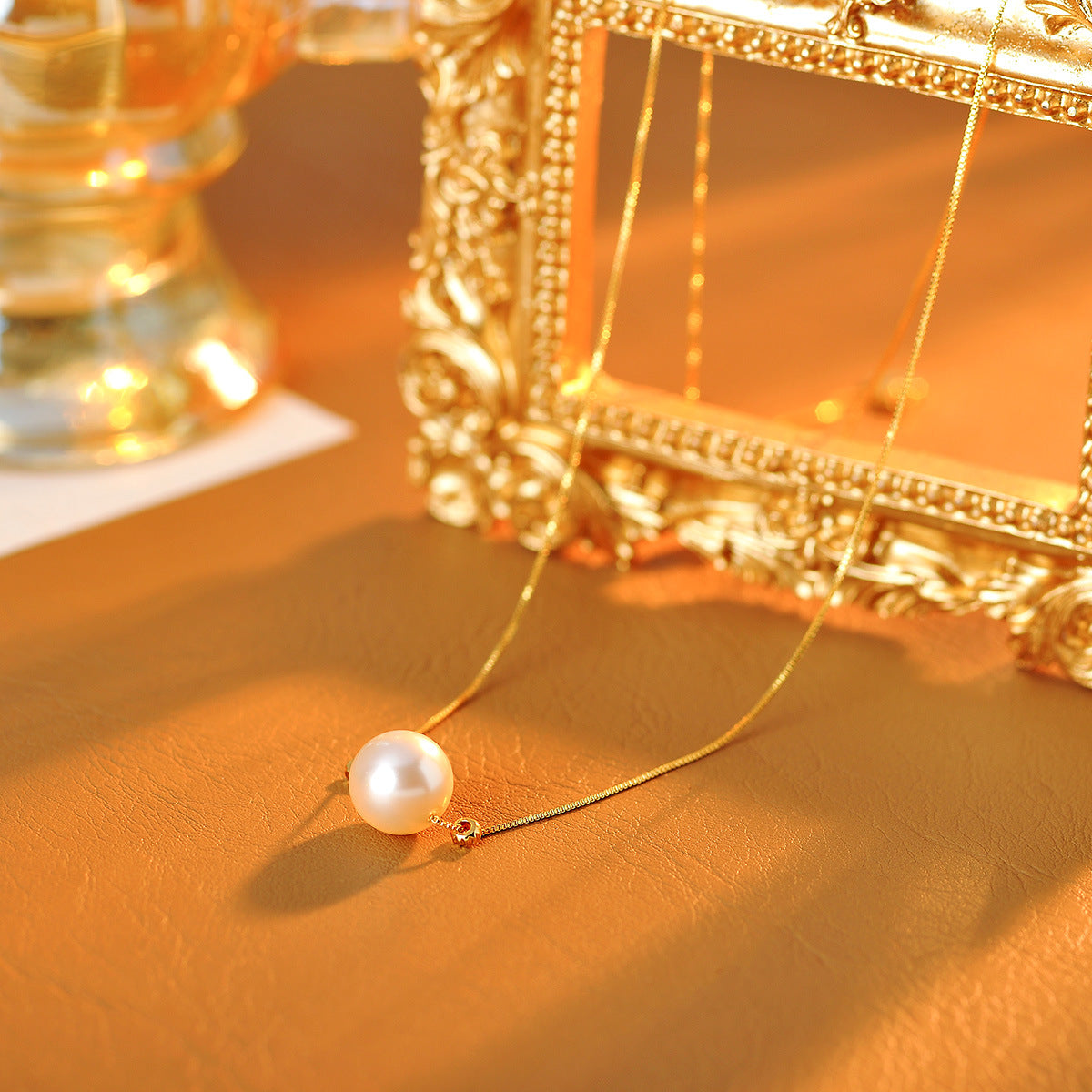 Beach Sunrise Single Pearl Pendant Necklace for Women, Popular Light Luxury Niche High-End Necklace