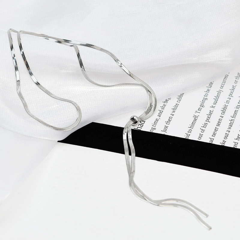 Titanium Steel Necklace for Women, Light Luxury Versatile Extra Long Snake Bone Chain, Adjustable Niche Light Luxury Design Sweater Chain for Women with a Sense of Sophistication