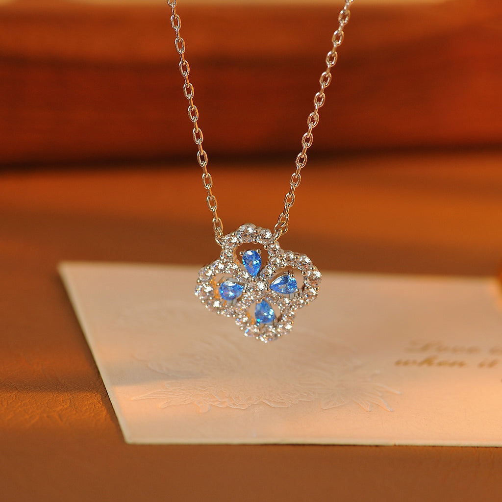 Four-leaf Clover Necklace Full Diamond Handmade Inlaid Collarbone Chain Light Luxury High-end Feel Xiaohongshu Socialite Same Style
