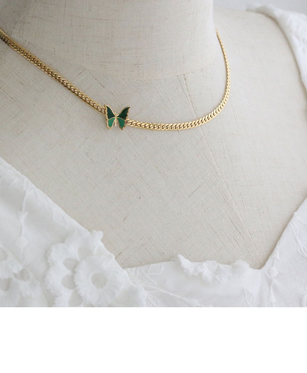 Vintage Style Green Butterfly Choker Necklace Cuban Necklace Collarbone Chain Titanium Steel 18K Gold Plated Non-Fading