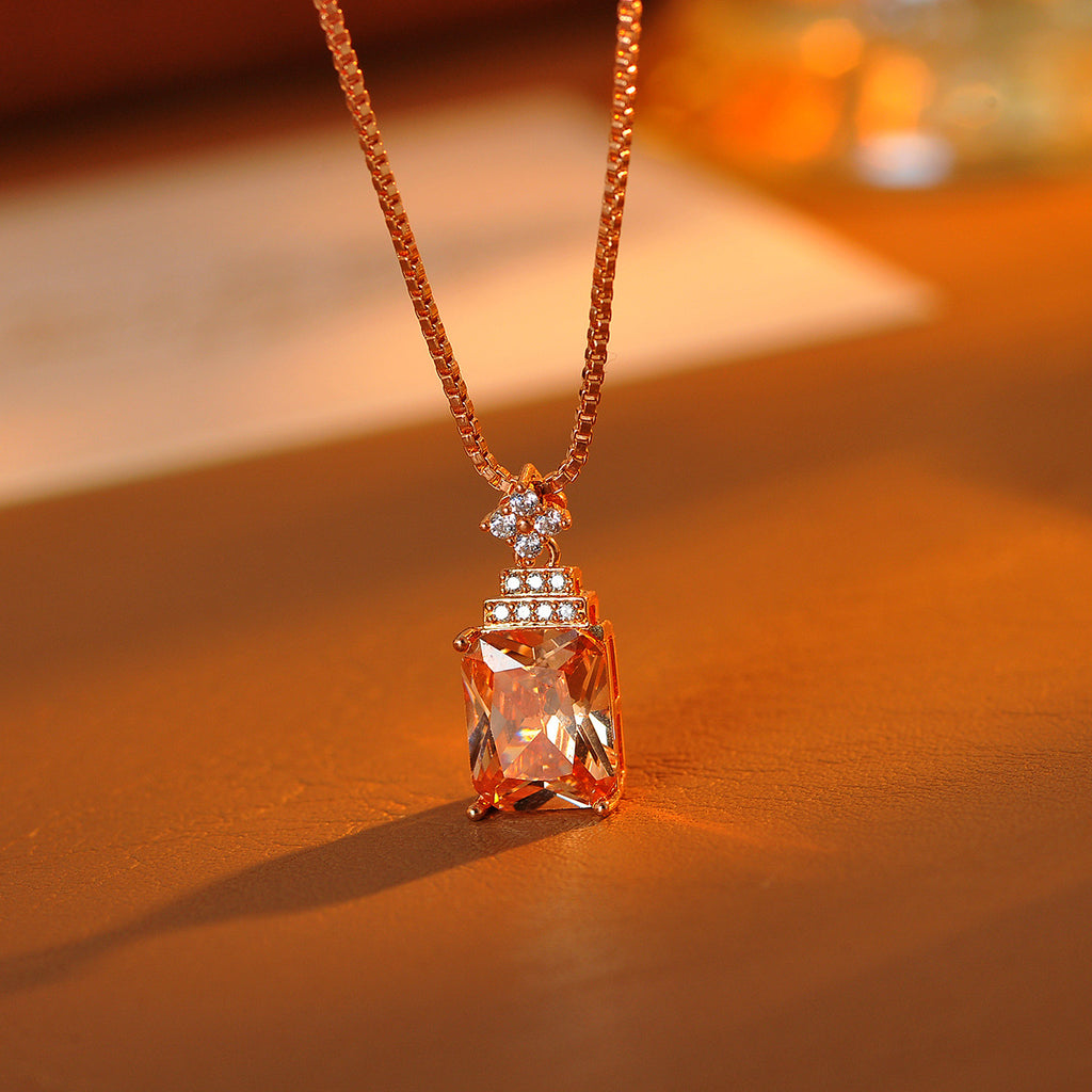 Light Luxury Perfume Bottle Necklace High Quality Sweet Sugar Cube Diamond Necklace Tea Color Crystal Necklace Female
