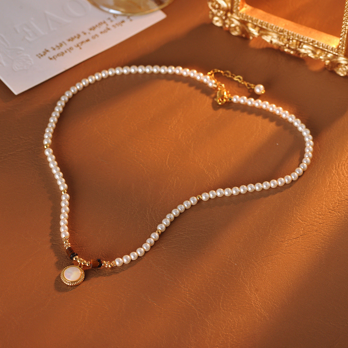 Pearl Necklace Natural Freshwater Pearl Elegant Style Light Luxury Accessories Beaded Collarbone Chain Jewelry Necklace