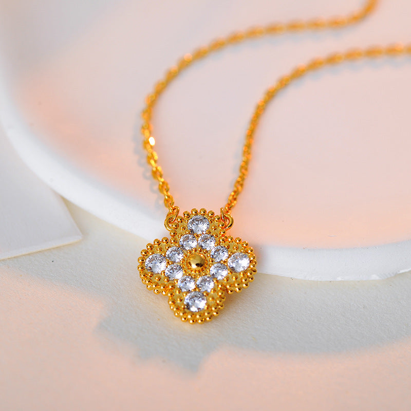 High Version Four-Leaf Clover Single Diamond Necklace Classic Pendant Light Luxury Fashion Simple Niche High-End Pendant