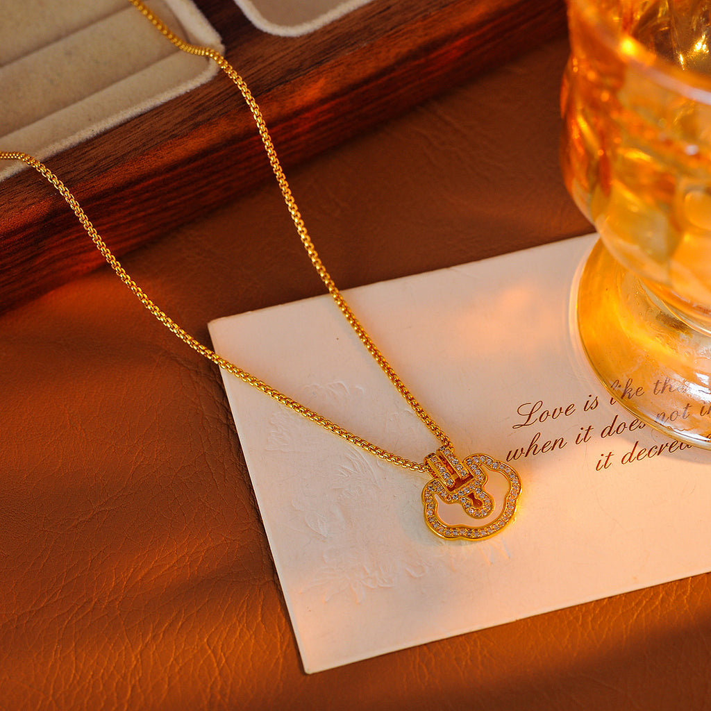 Golden Ruyi Peace Lock Necklace Micro Inlaid Natural Shell Exquisite National Style Fashion Collarbone Chain New Chinese Style Sweater Chain