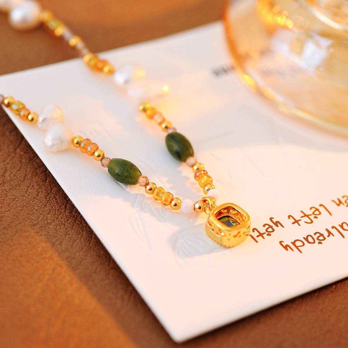 Fashion Versatile Natural Pearl Crystal Necklace for Women New Year Light Luxury High-end Clavicle Chain