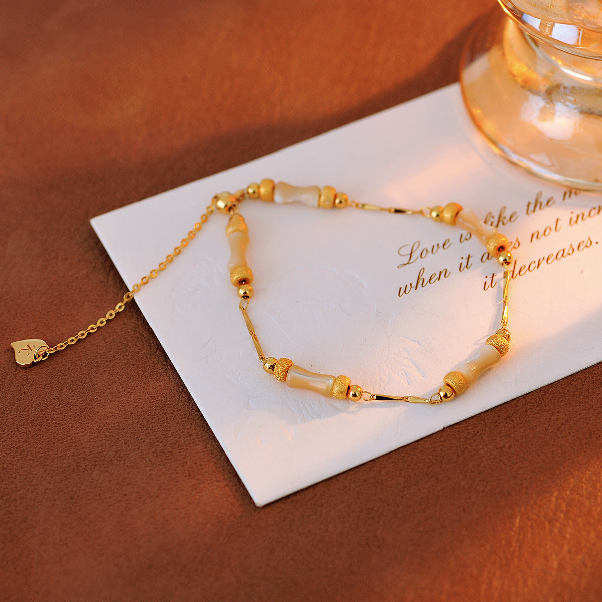 Vintage Layered Natural Stone Necklace Light Luxury Niche Collarbone Chain Elegant High-end Bracelet Women's Jewelry