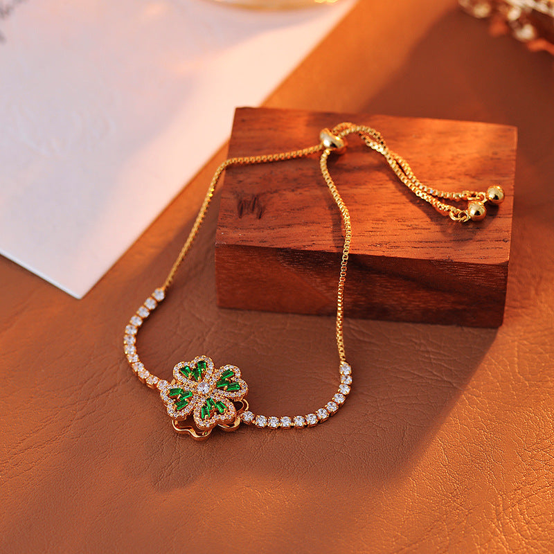 Japanese and Korean Exquisite Small Rotating Four-Leaf Clover Fashion High-End Micro-Inlaid Zircon Pendant Versatile High-End Necklace Collarbone Chain