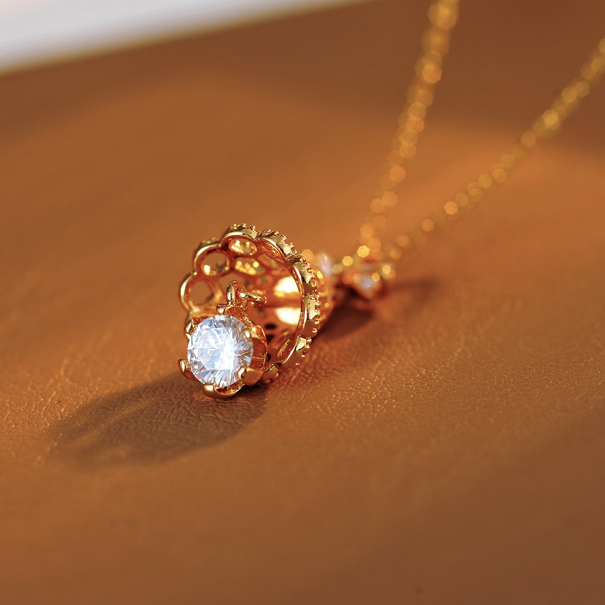 Real Gold Plated Trumpet Necklace Light Luxury Niche Bell Element New Trendy Elegant Collarbone Chain Accessory