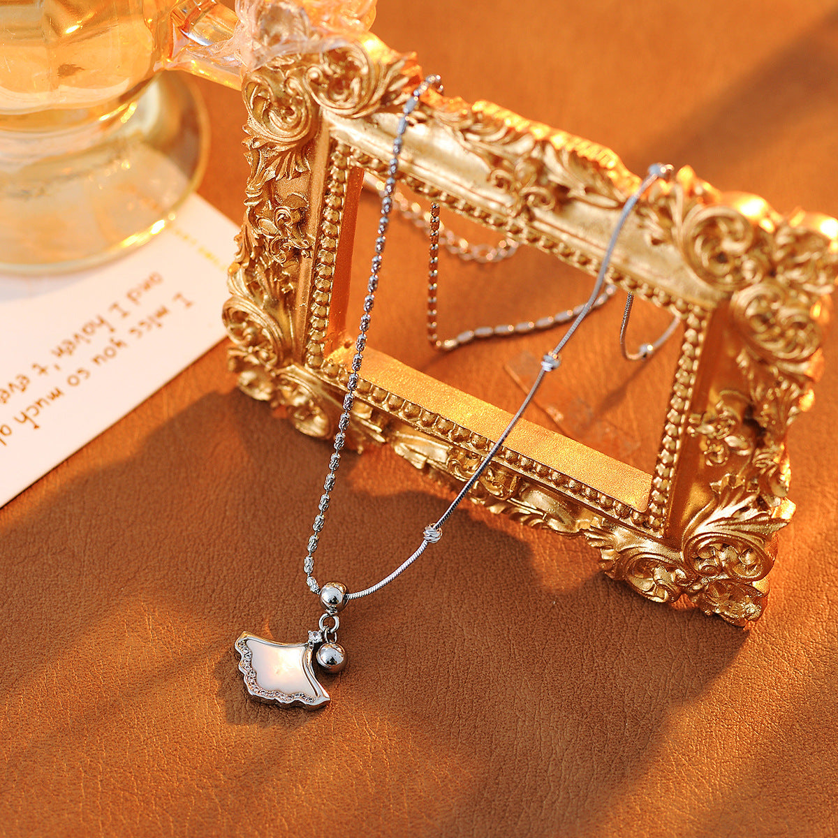 Ginkgo Necklace Summer Mother-of-Pearl Pendant Sweater Chain New Hot-Selling High-End Niche Fashion Neck Chain