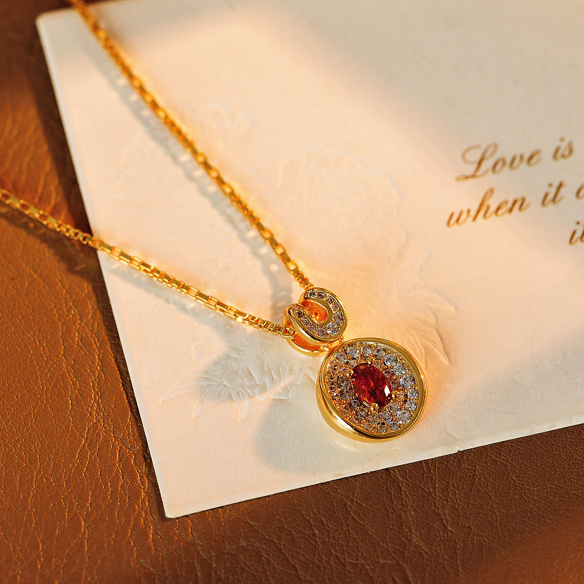 Copper Jewelry French Retro Ruby Necklace for Women, Unique Design Clavicle Chain, Elegant Versatile Choker