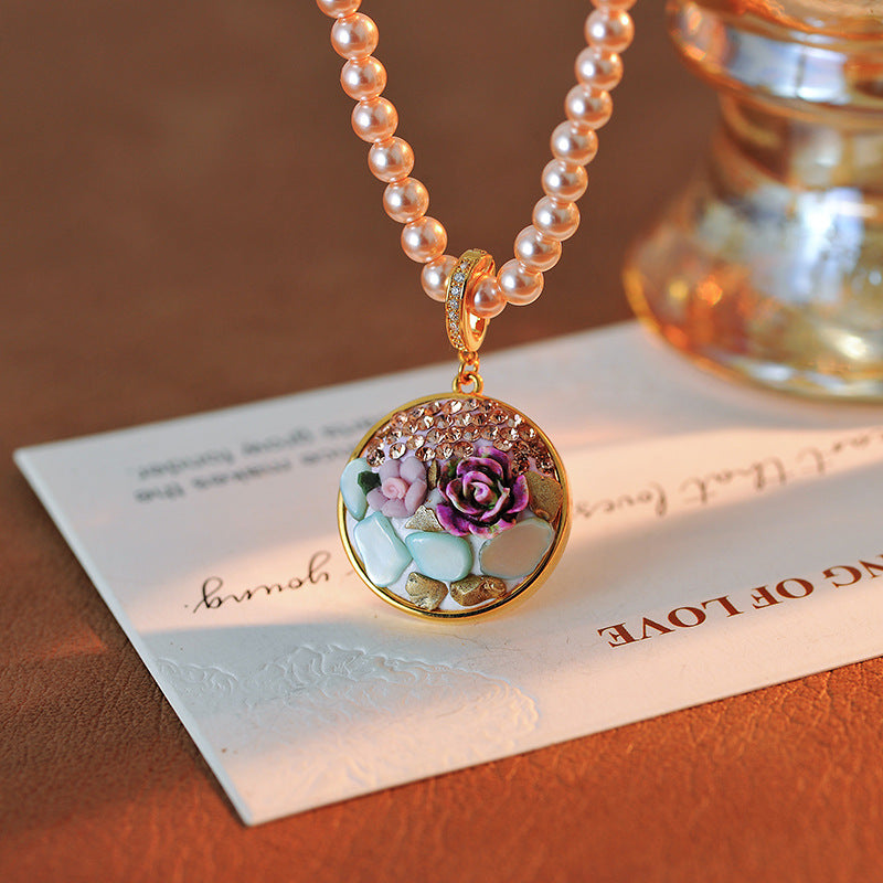 Oil Painting Style Pearl Necklace for Women New Chinese Style National Style Flower Artistic Retro 2025 New Niche Design Clavicle Chain