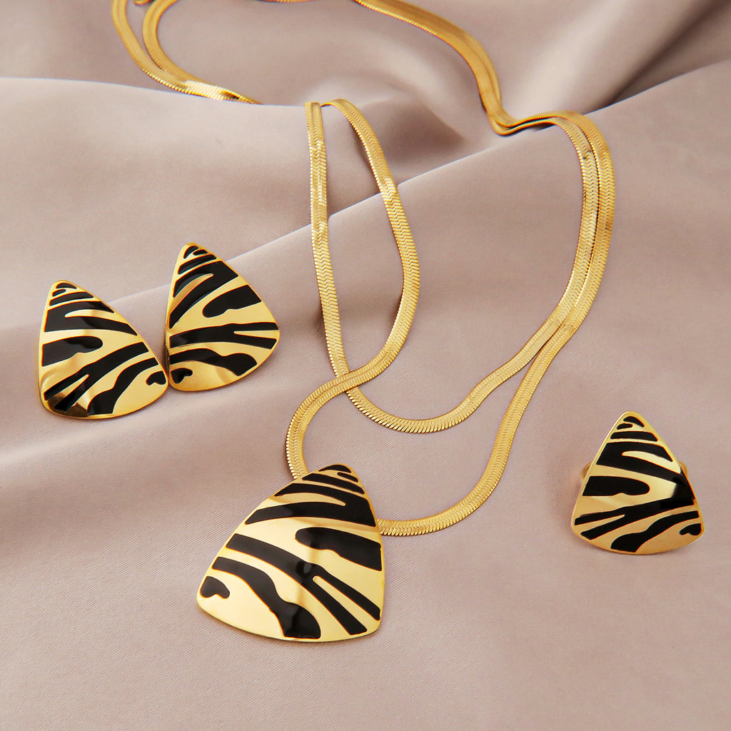 High-end Titanium Steel Jewelry Necklace Earrings Ring Three-piece Set Vintage Retro Earrings Fashion Light Luxury