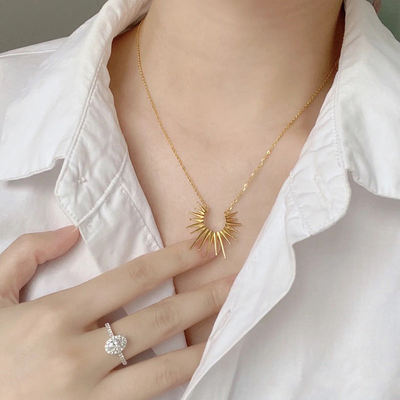 European and American INS Minimalist Style Sun Collarbone Chain High-End Niche Design Unisex Titanium Steel Pendant Necklace