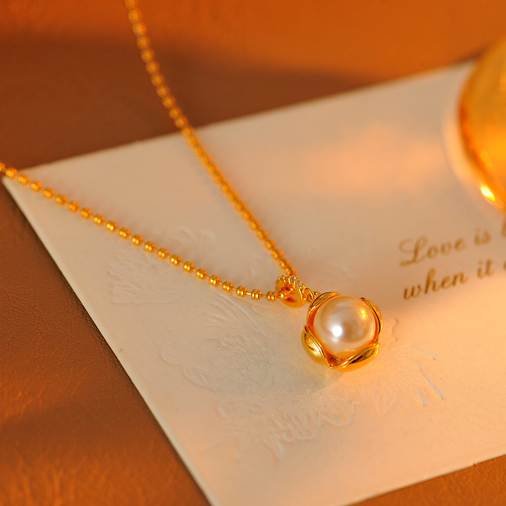 French Retro Exquisite Design Pearl Necklace Light Luxury Niche Fashion Versatile High-end Collarbone Necklace