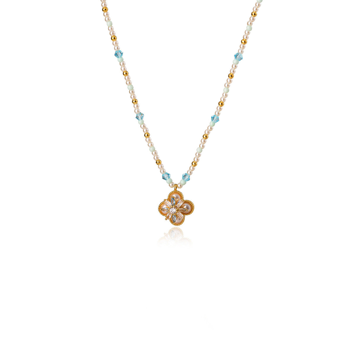 Xiaohongshu New Luxury Beaded Camellia Pearl Necklace Niche Design High-end Clavicle Chain