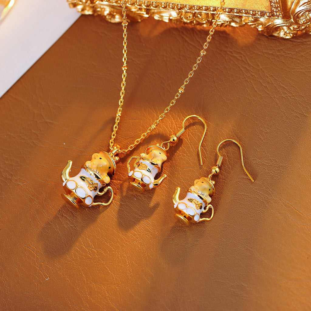 Original Gold-Plated Hand-Painted Enamel Color Glaze Cute Pet Fun Design Cartoon Teapot Chipmunk Necklace for Women