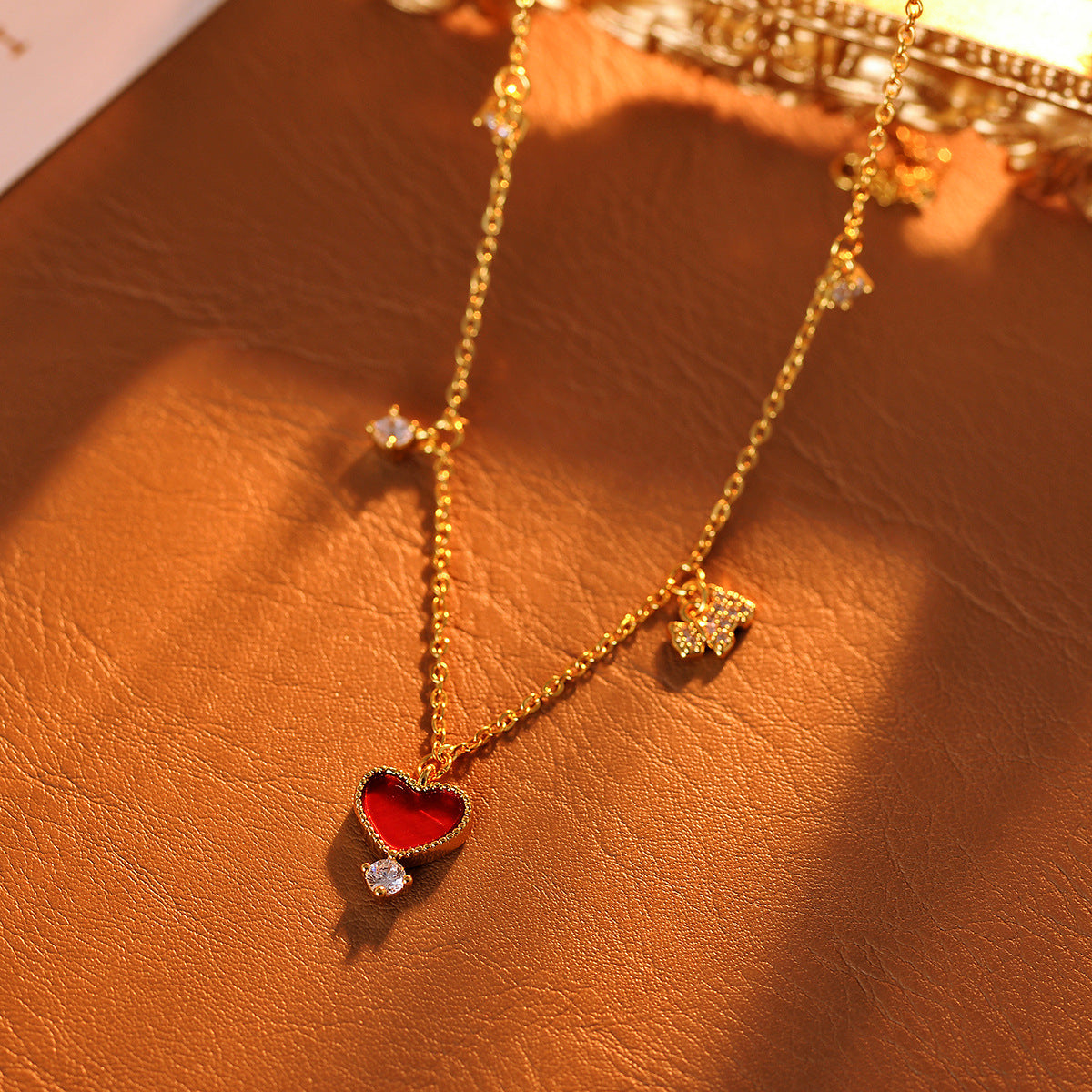 Heart-shaped Puppy Necklace Real Gold Plated Light Luxury High-end Xiaohongshu Same Style Simple Jewelry