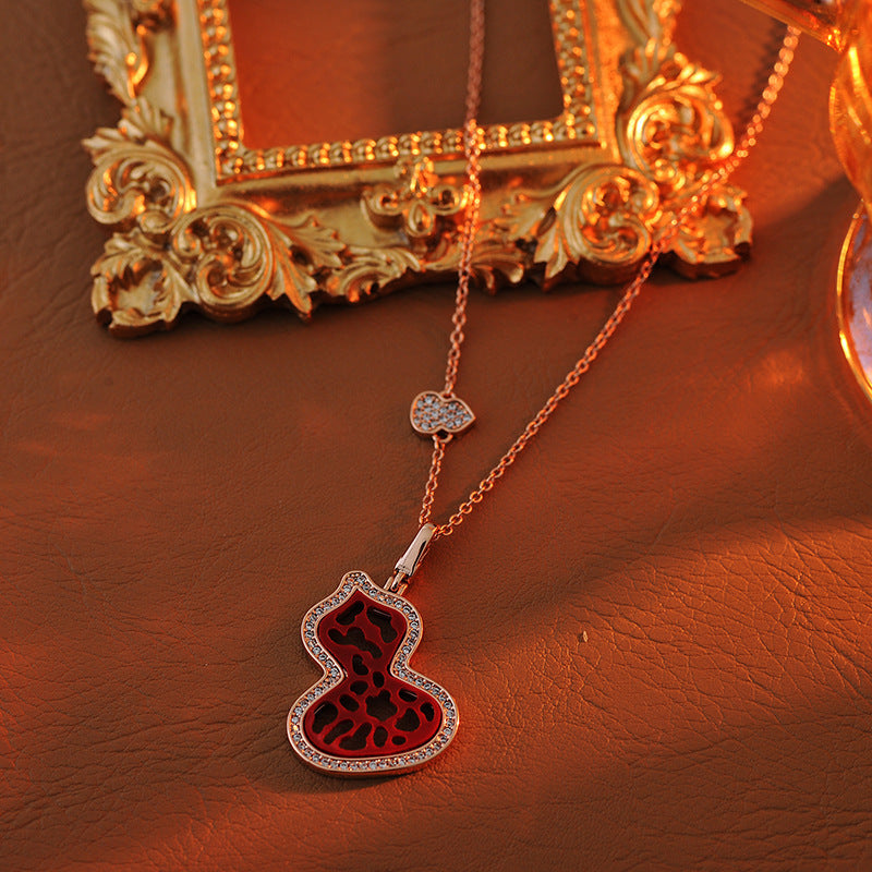 National Style Large Red Gourd Necklace Rose Gold Plated Elegant Fashion Lace Pattern Pendant Mid-Length Women's Necklace