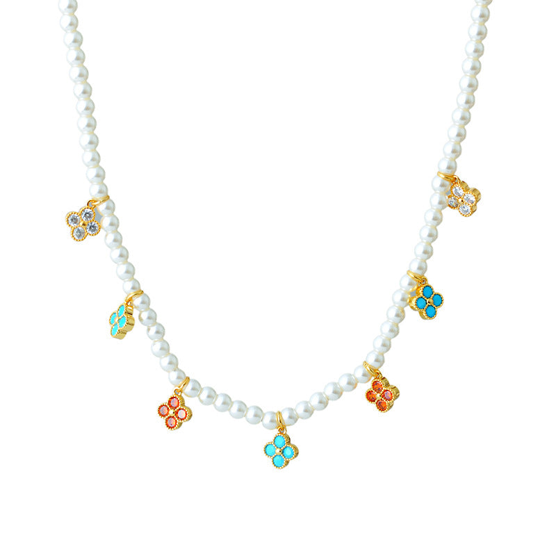 French Bohemian Style Imitation Pearl Flower Necklace for Women Fashionable High-end Lucky Full Diamond Four-leaf Clover Collarbone Chain