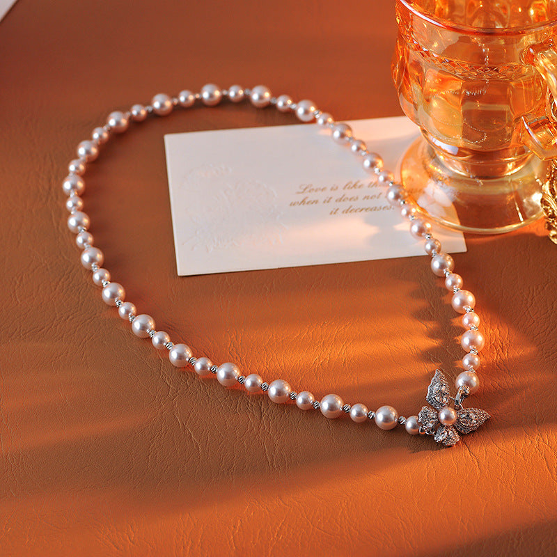 Butterfly Pearl Necklace for Women Sweater Chain Light Luxury Niche High-end New Collarbone Chain for Socialite Women