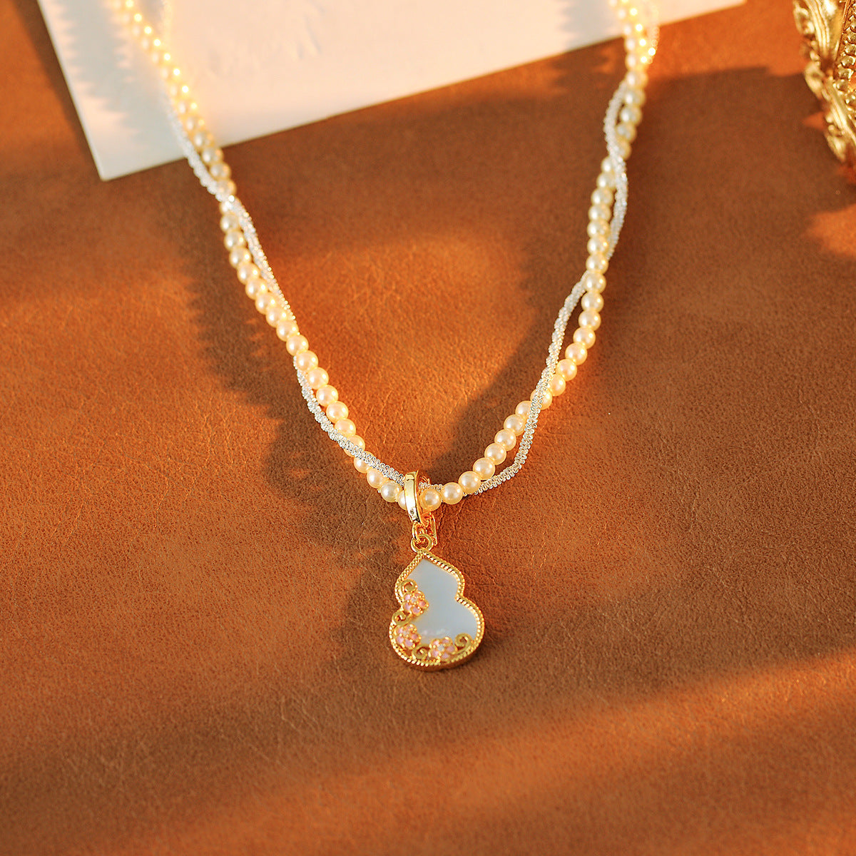 Natural Shell Gourd Pendant Pearl Necklace 2025 New Style Small Rice Bead Choker Light Luxury High-end Feel