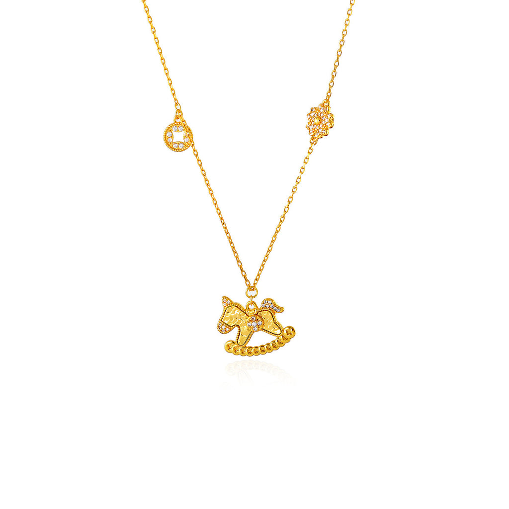 Wooden Horse Necklace Sparkling Ice Fragment Wooden Horse Pendant Necklace New High-end Light Luxury Choker