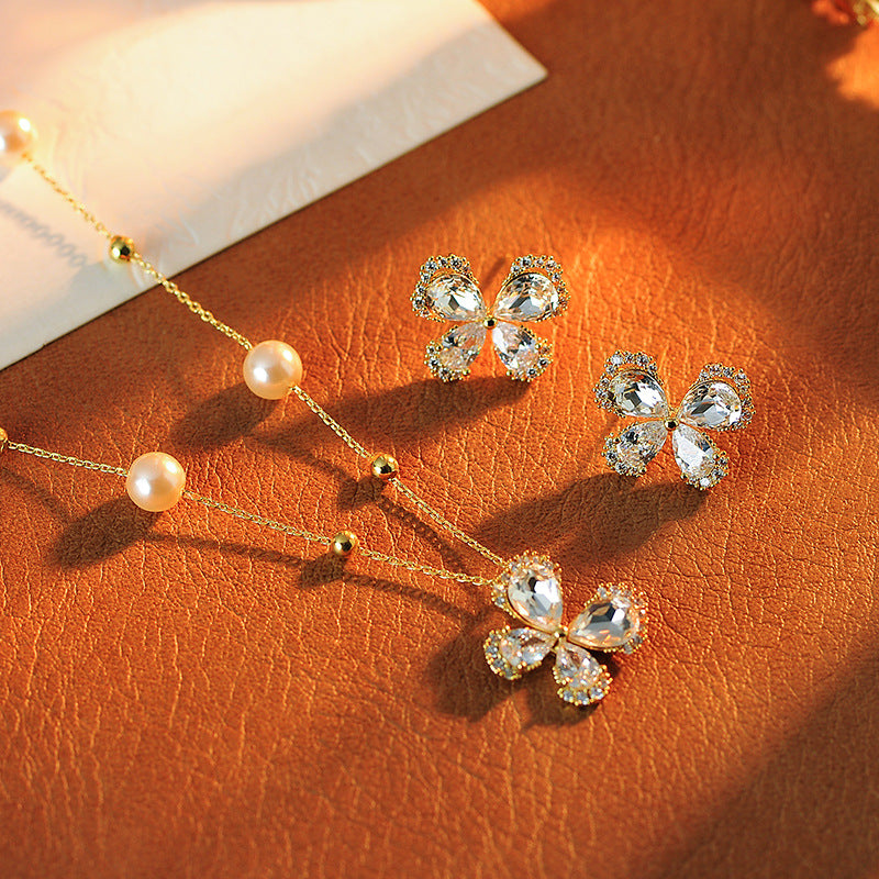 Romantic Love Letter Butterfly Pearl Tassel Necklace for Women High-end Light Luxury Niche Collarbone Chain Elegant Choker