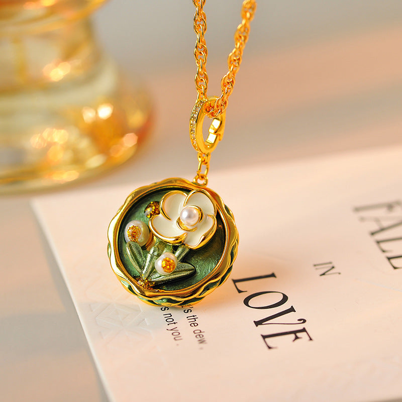 Vintage Green Oil Painting Style Pearl Flower Glaze Necklace French Court Retro Style Sweater Chain for Women