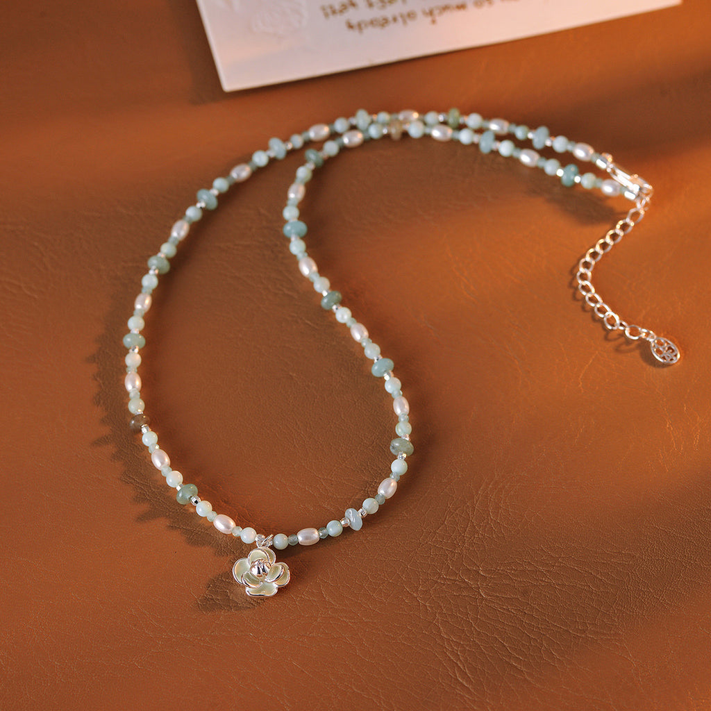 New Chinese Style Light Green Natural Stone Necklace 2025 New Flower Collarbone Chain Elegant Fresh Choker