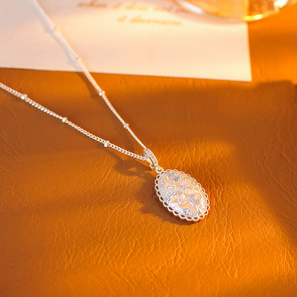 High-end Luxury Zircon Necklace for Women 2025 New Daily Versatile Collarbone Chain Pendant Jewelry