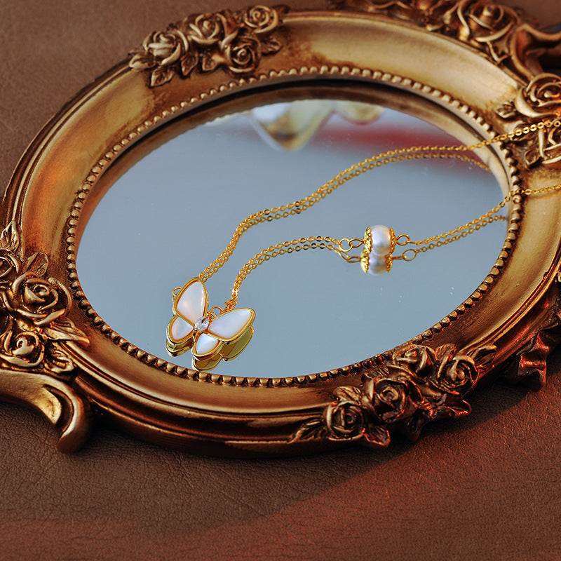 TikTok Popular Sweet High-End Unique Butterfly Mother-of-Pearl Necklace Fashion Niche Design Cute