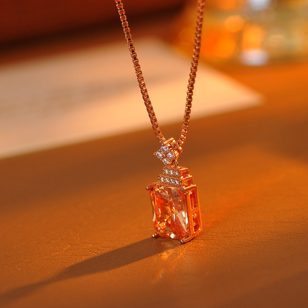 Light Luxury Perfume Bottle Necklace High Quality Sweet Sugar Cube Diamond Necklace Tea Color Crystal Necklace Female