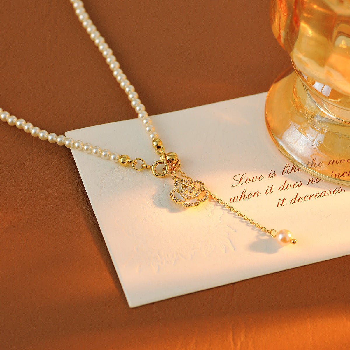 French Style Pearl Necklace for Women, Niche Design with Camellia Tassel Pendant, Clavicle Chain, Light Luxury Fashion