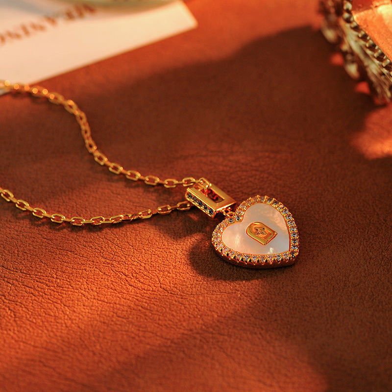 New Micro Inlaid Zircon Heart Necklace Chanel Style Elegant High-end Earrings Slimming Fashion Versatile Jewelry Set