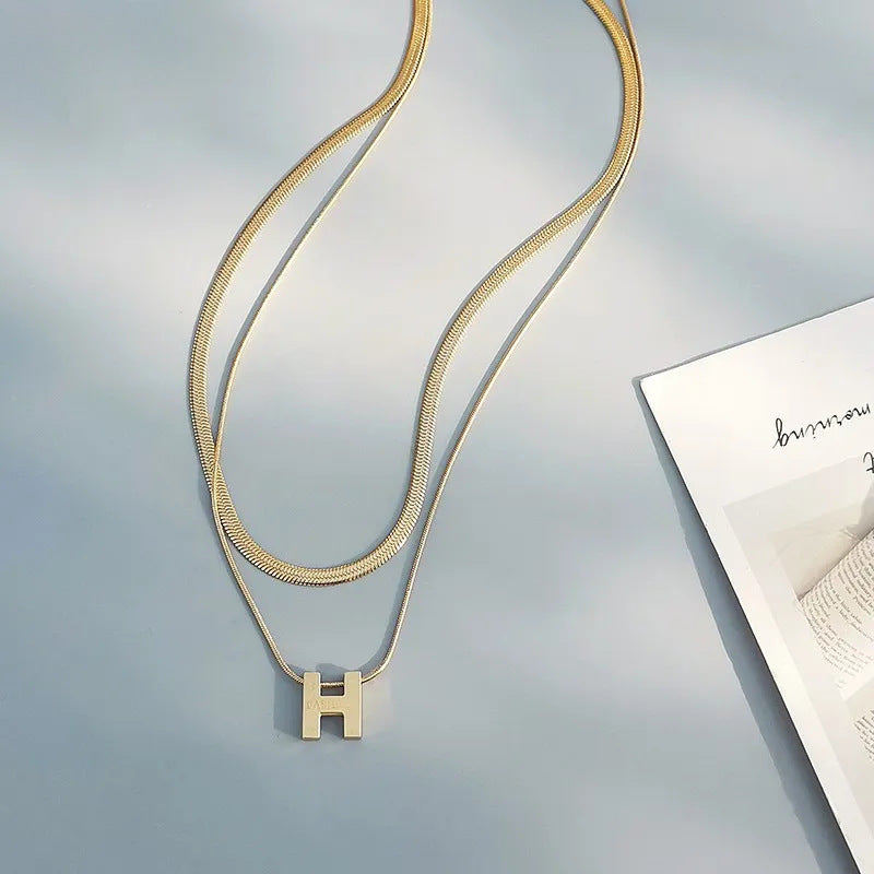 High-End Light Luxury Niche Double-Layer Letter H Necklace for Women Titanium Steel Collarbone Chain 2023 New Sweater Chain Accessory