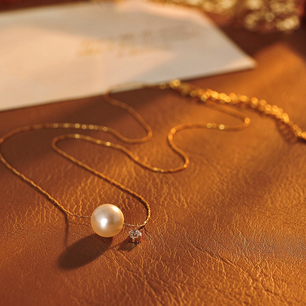 Xiaozhen Necklace Ring Women Light Luxury High-end Elegant Atmosphere Earrings 2025 New White Ear Jewelry