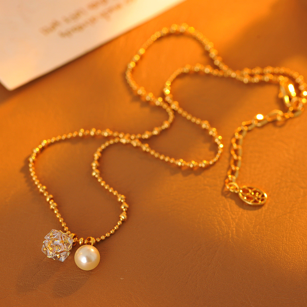 Fashion Ultra Shiny Diamond Pearl Pendant Necklace Light Luxury Niche Design Choker High-end Versatile Trendy