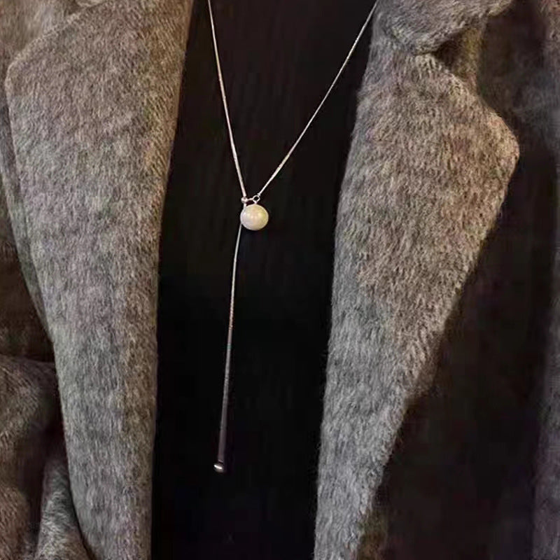 2025 New Pullable Pearl Long Sweater Chain Niche Design Simple High-end Elegant Jewelry Accessory