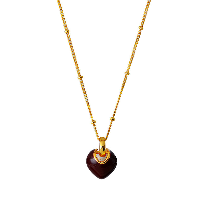 Versatile Heart Necklace for Women, Elegant and Exquisite High-End Collarbone Chain, Korean Ins Style New Autumn Winter