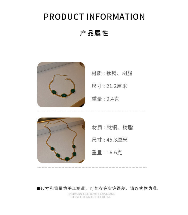 Korean Style Elegant Emerald Gemstone Blade Chain Titanium Steel Necklace for Women Ins Trendy Fashionable Design Internet Celebrity Collarbone Chain