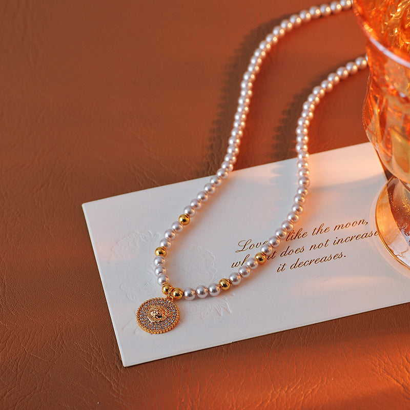 Light Luxury High-End Sweater Necklace Lion Pearl Pendant Women 2025 New Hot-Selling Choker Autumn Winter Accessories Versatile