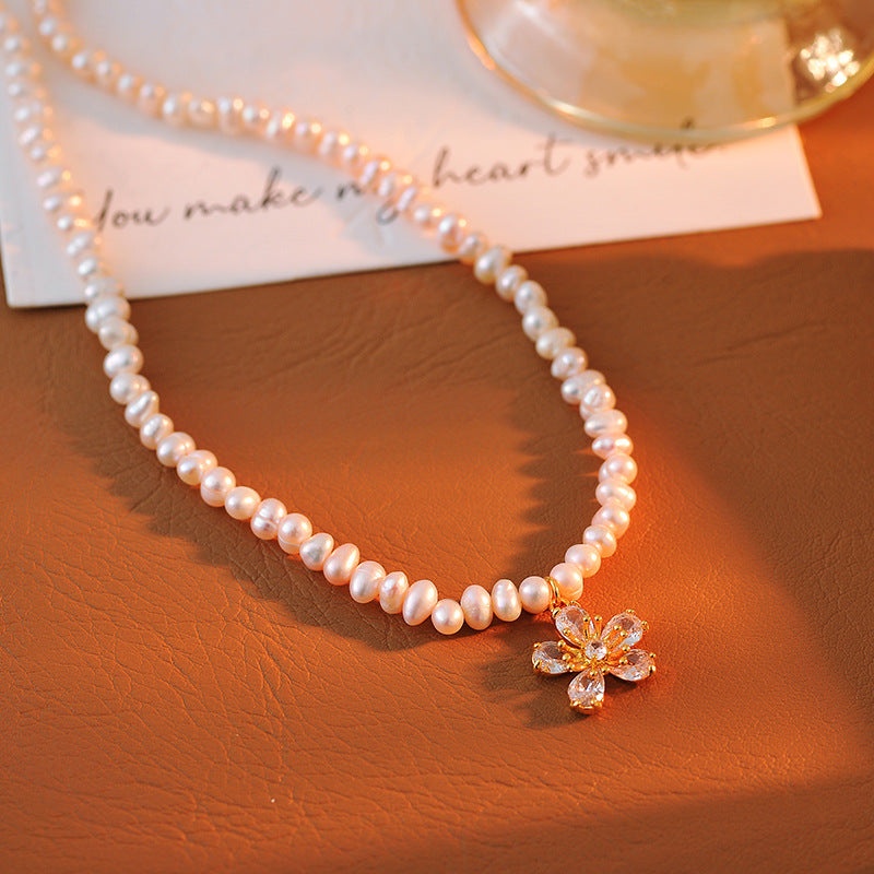 French Exquisite Zircon Flower Freshwater Pearl Necklace High-end Elegant Versatile Choker Accessory