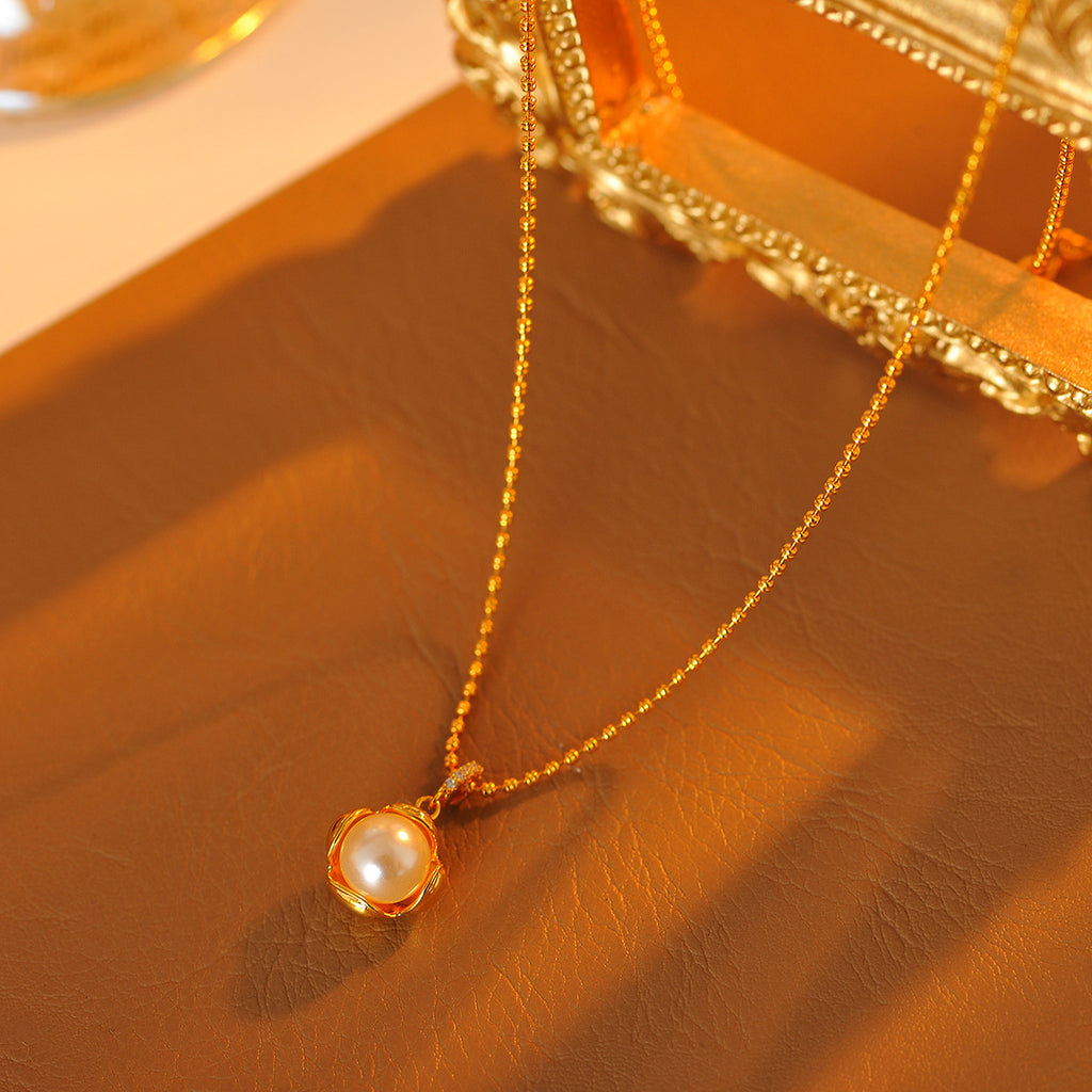 French Retro Exquisite Design Pearl Necklace Light Luxury Niche Fashion Versatile High-end Collarbone Necklace