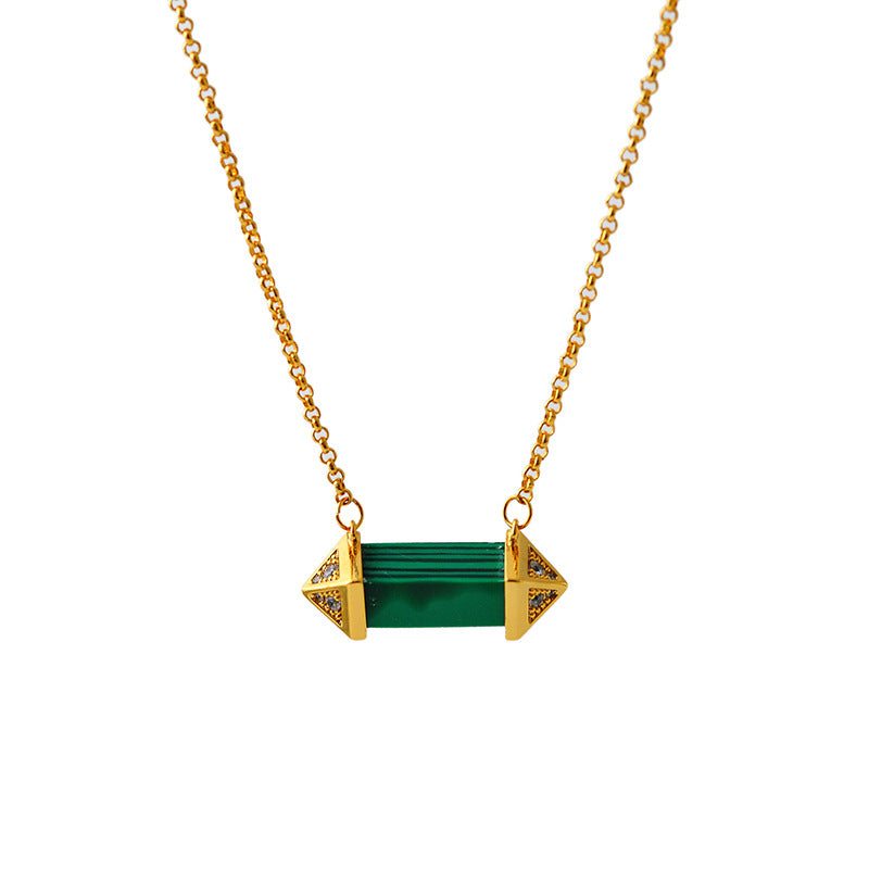 European and American Style Simple Geometric Emerald Malachite Inlaid Diamond Necklace Fashion High-end Personality Necklace One Piece
