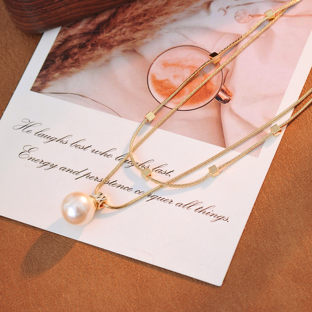 New Niche Style Elegant High-End Light Luxury Double-Layer Collarbone Chain Women's Artistic Retro Fashion Simple Pearl Necklace