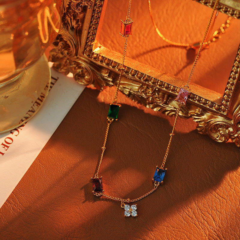 Live Hot-Selling Multicolored Sugar Cube Zircon Necklace for Women, Light Luxury Niche Design, High-End Clavicle Chain with Four-Leaf Clover Pendant